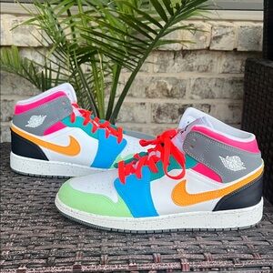 Jordan 1 Mid SE GS 'Multi Color' Size 7 Big Kids